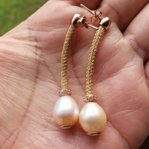 NFS SOUTH SEA luster pearls with swarovski crystals.